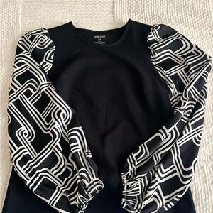 Nine West Black Top with White Geometric Sleeves